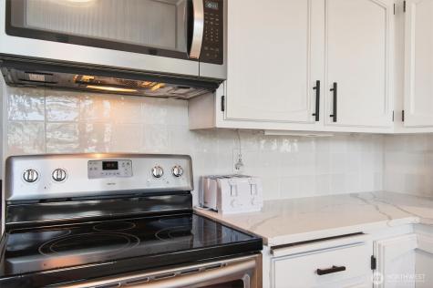 301 W Sunny Sands Cathlamet WA 98612