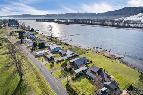 301 W Sunny Sands Cathlamet WA 98612