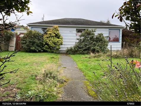 1016 7th Port Angeles WA 98362