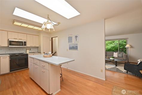 3809 NE 86th Street Seattle WA 98115