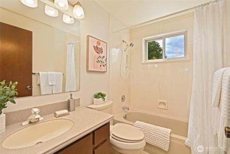3809 NE 86th Street Seattle WA 98115