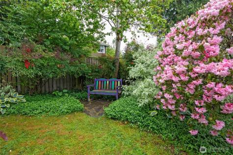 3809 NE 86th Street Seattle WA 98115