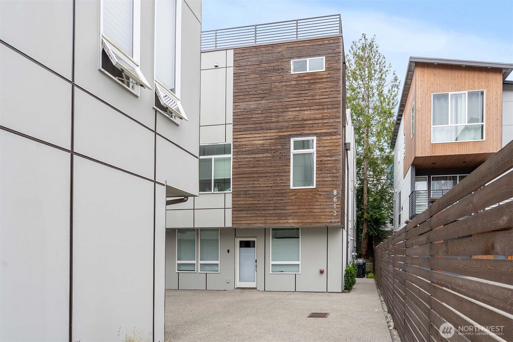 8613 23rd Avenue NE Seattle WA 98115