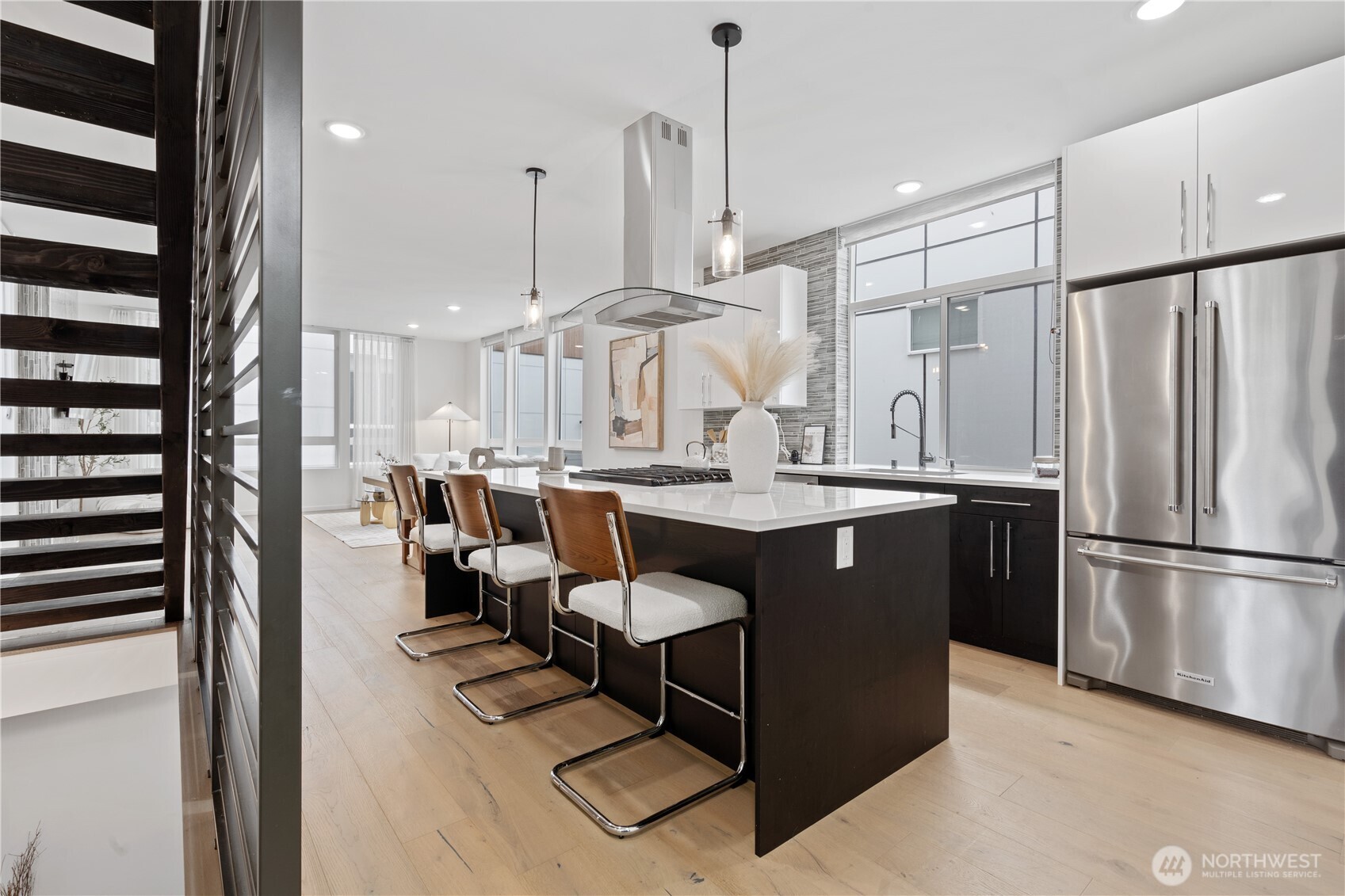 8613 23rd Avenue NE Seattle WA 98115
