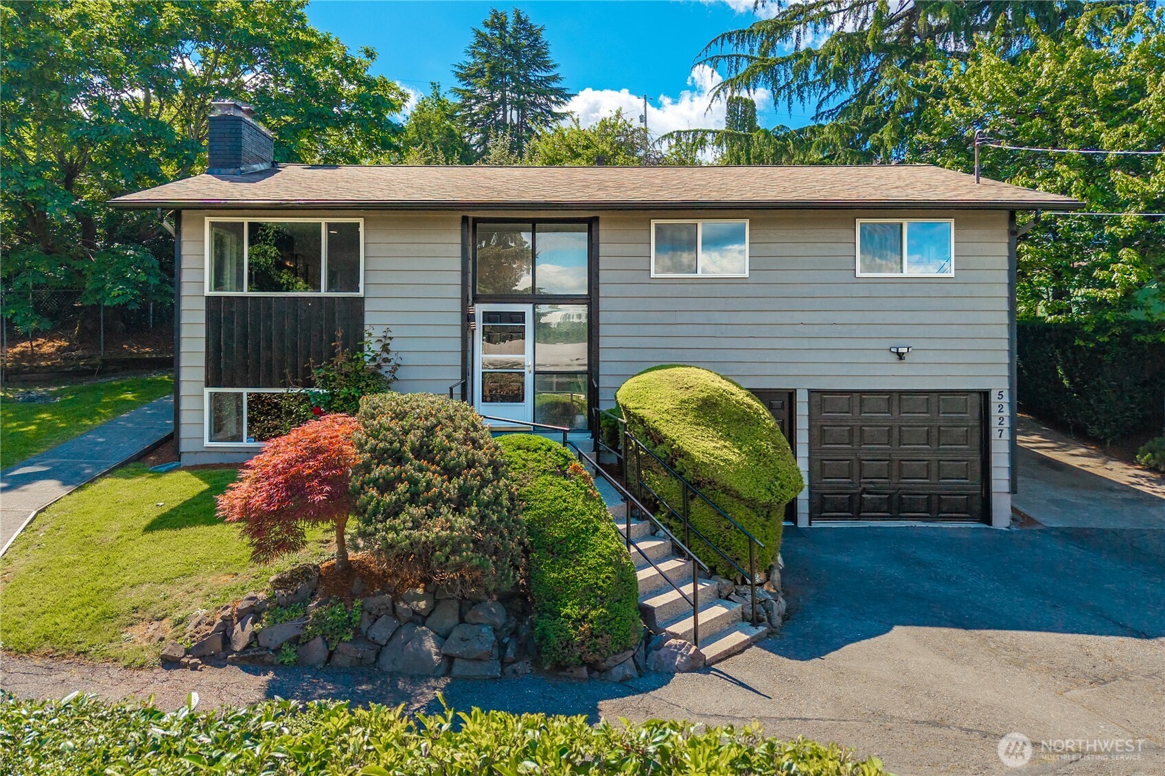 5227 56th Avenue S Seattle WA 98118