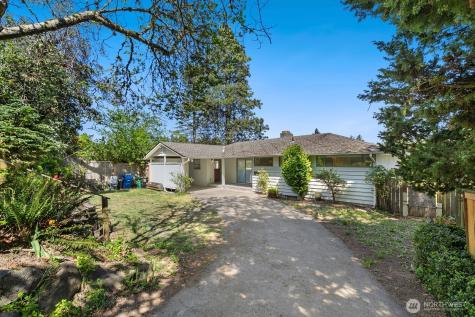 11218 35th Avenue SW Seattle WA 98146