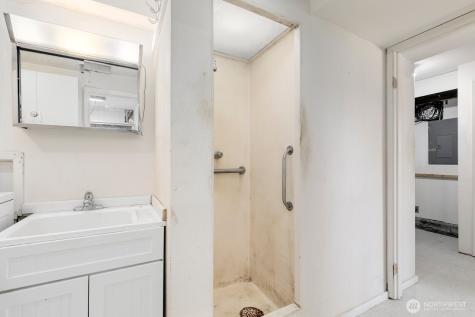 11218 35th Avenue SW Seattle WA 98146