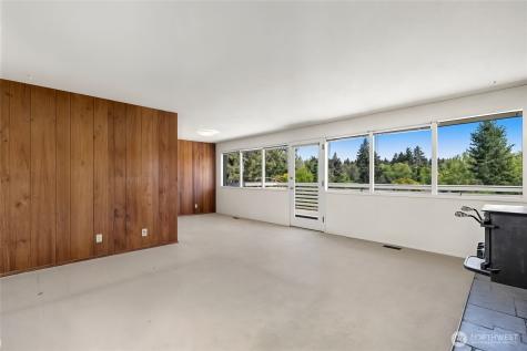 11218 35th Avenue SW Seattle WA 98146