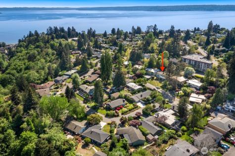 11218 35th Avenue SW Seattle WA 98146