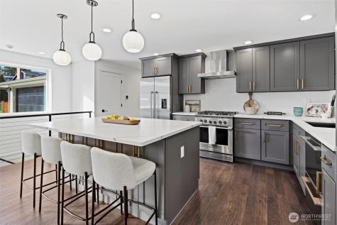 876 172nd Avenue NE Bellevue WA 98008