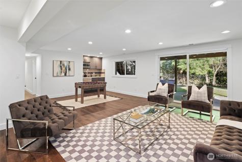 876 172nd Avenue NE Bellevue WA 98008