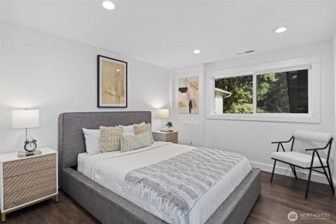 876 172nd Avenue NE Bellevue WA 98008