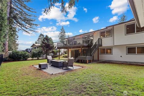 876 172nd Avenue NE Bellevue WA 98008