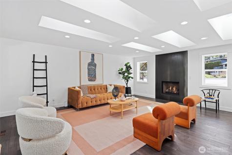 876 172nd Avenue NE Bellevue WA 98008