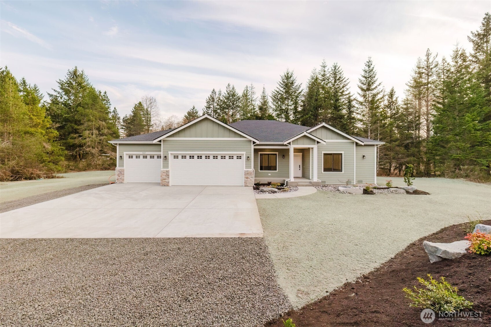 1662 SW Cozy Lane Port Orchard WA 98367