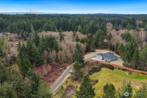 1662 SW Cozy Lane Port Orchard WA 98367