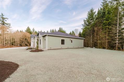 1662 SW Cozy Lane Port Orchard WA 98367