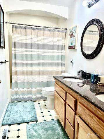 5214 80th Street SW Lakewood WA 98499