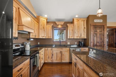 29701 Telford Road N Davenport WA 99122