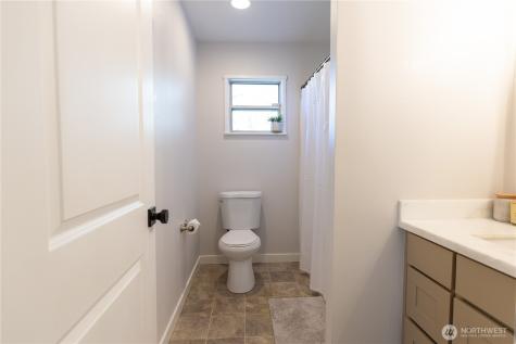 10521 Lake View Drive Lake Stevens WA 98258