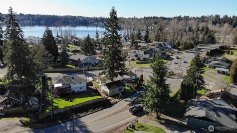 10521 Lake View Drive Lake Stevens WA 98258