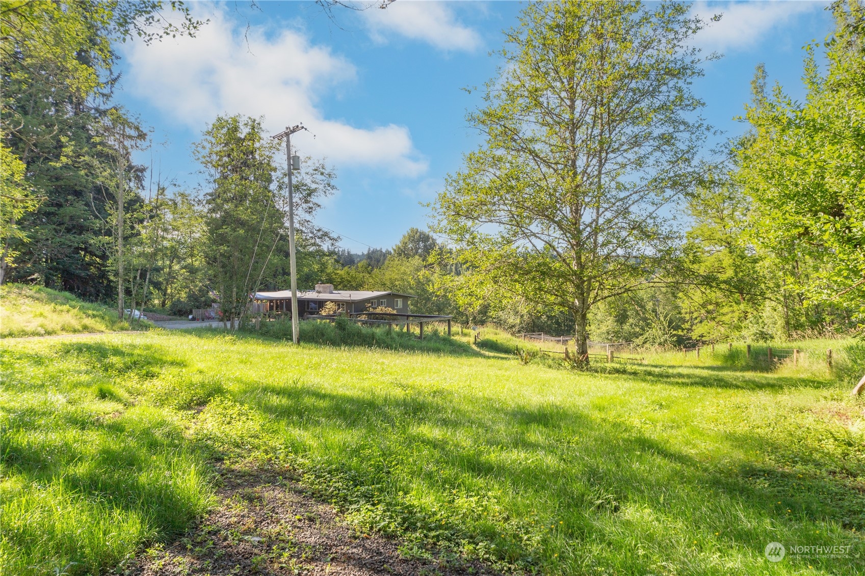 305 NE Waaga Way Bremerton WA 98311