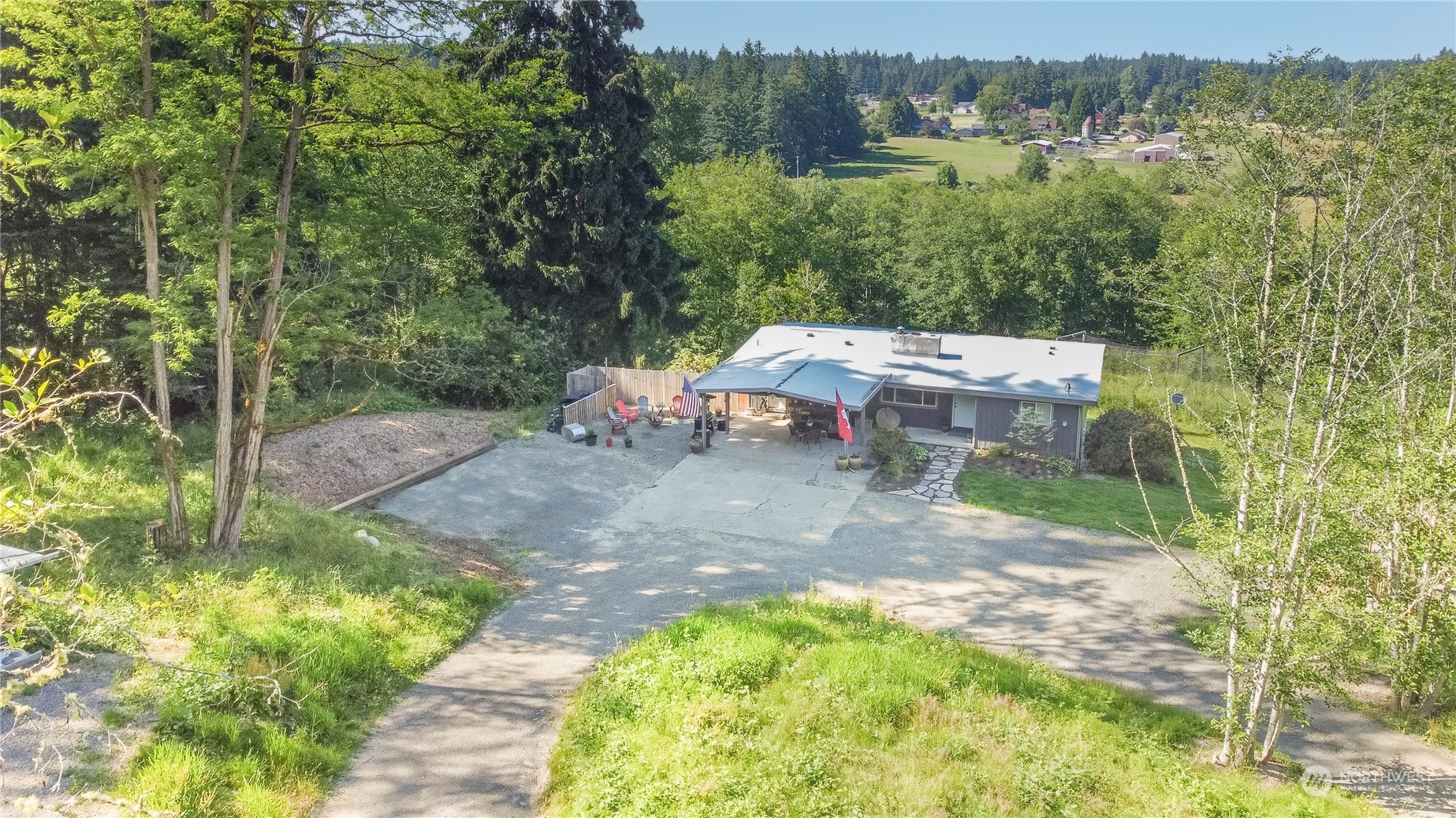 305 NE Waaga Way Bremerton WA 98311