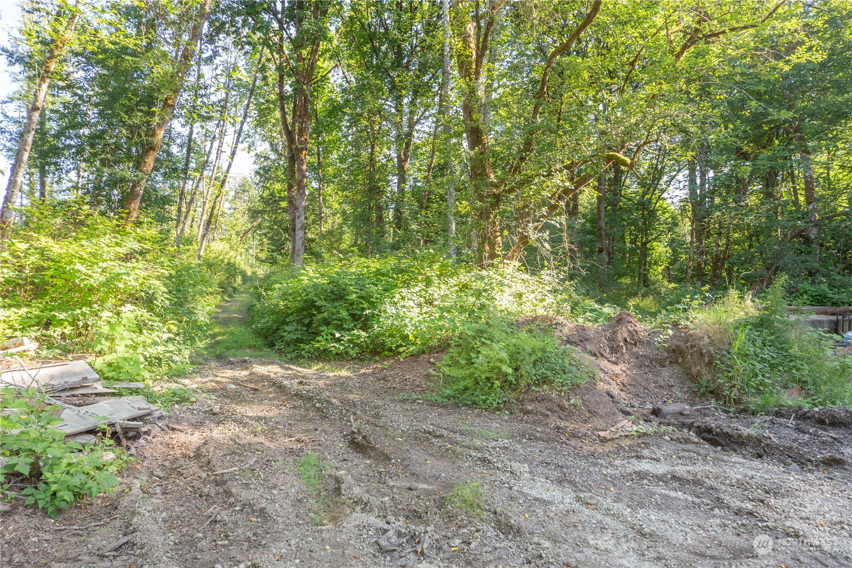 305 NE Waaga Way Bremerton WA 98311