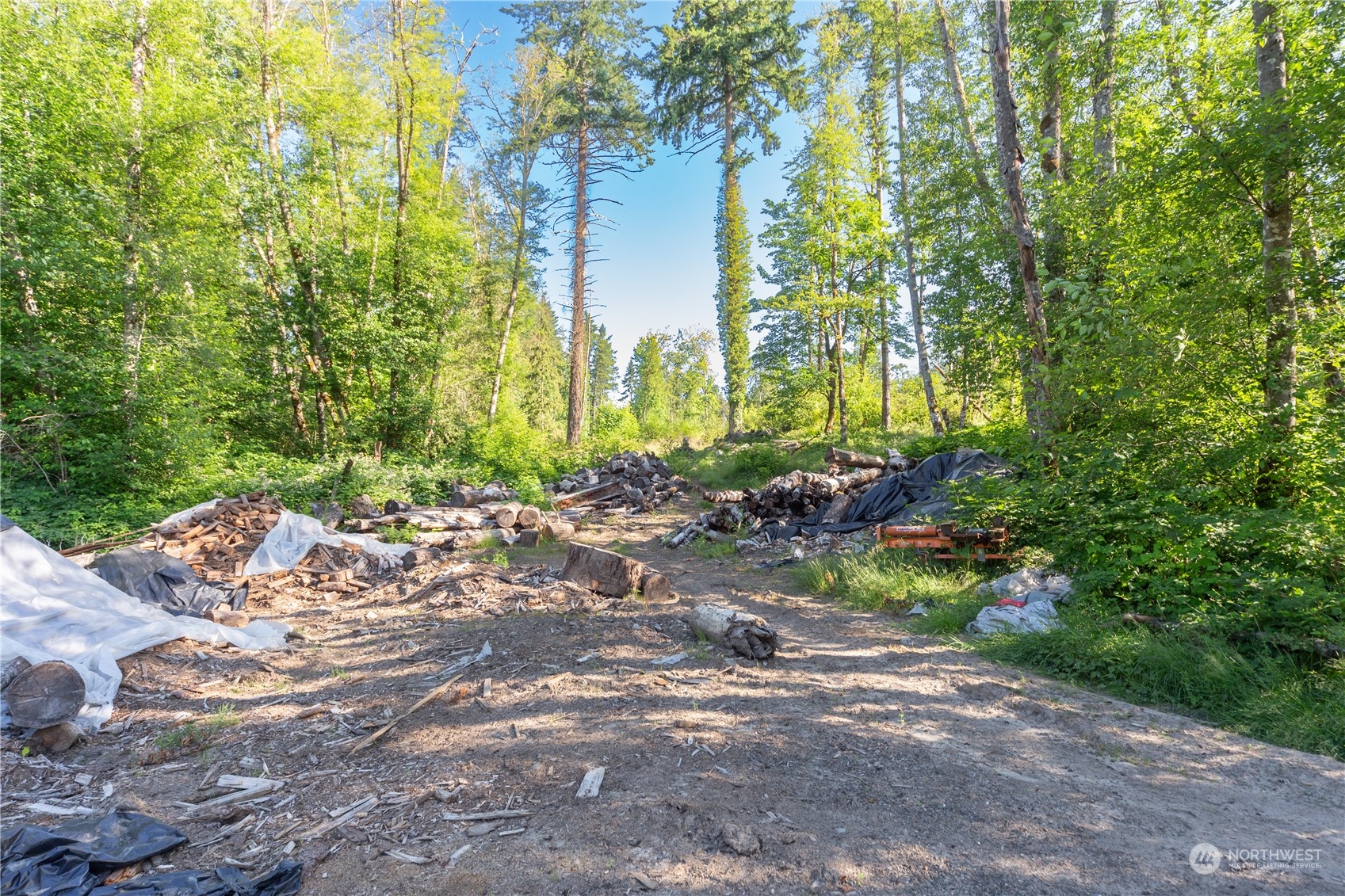 305 NE Waaga Way Bremerton WA 98311