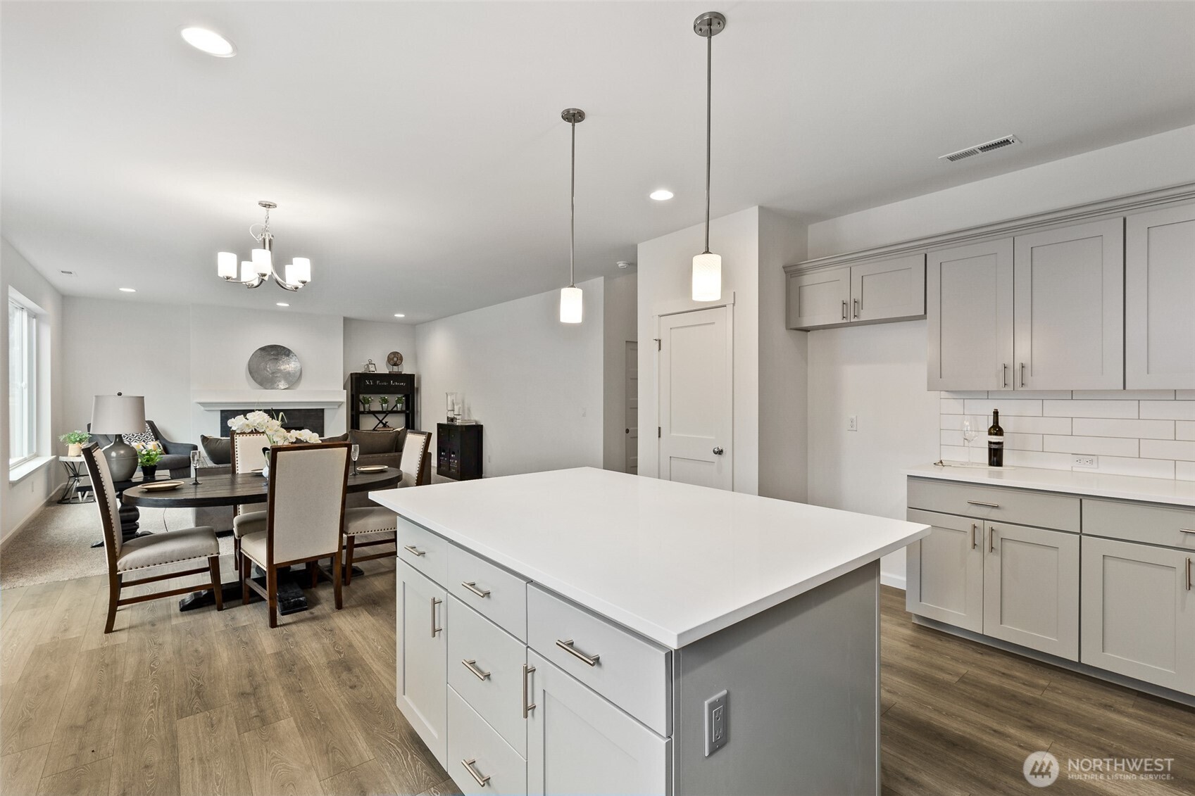 16410 8th Avenue E Spanaway WA 98387