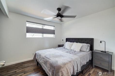 12913 NE 133rd Place Kirkland WA 98034