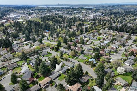 12913 NE 133rd Place Kirkland WA 98034