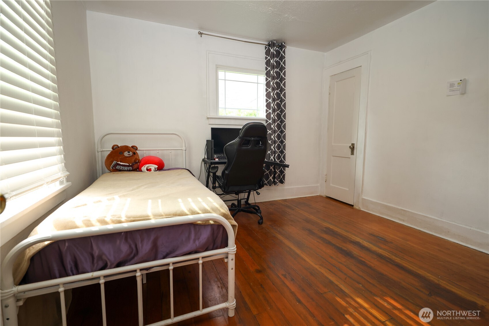 1402 S 56th Street Tacoma WA 98408