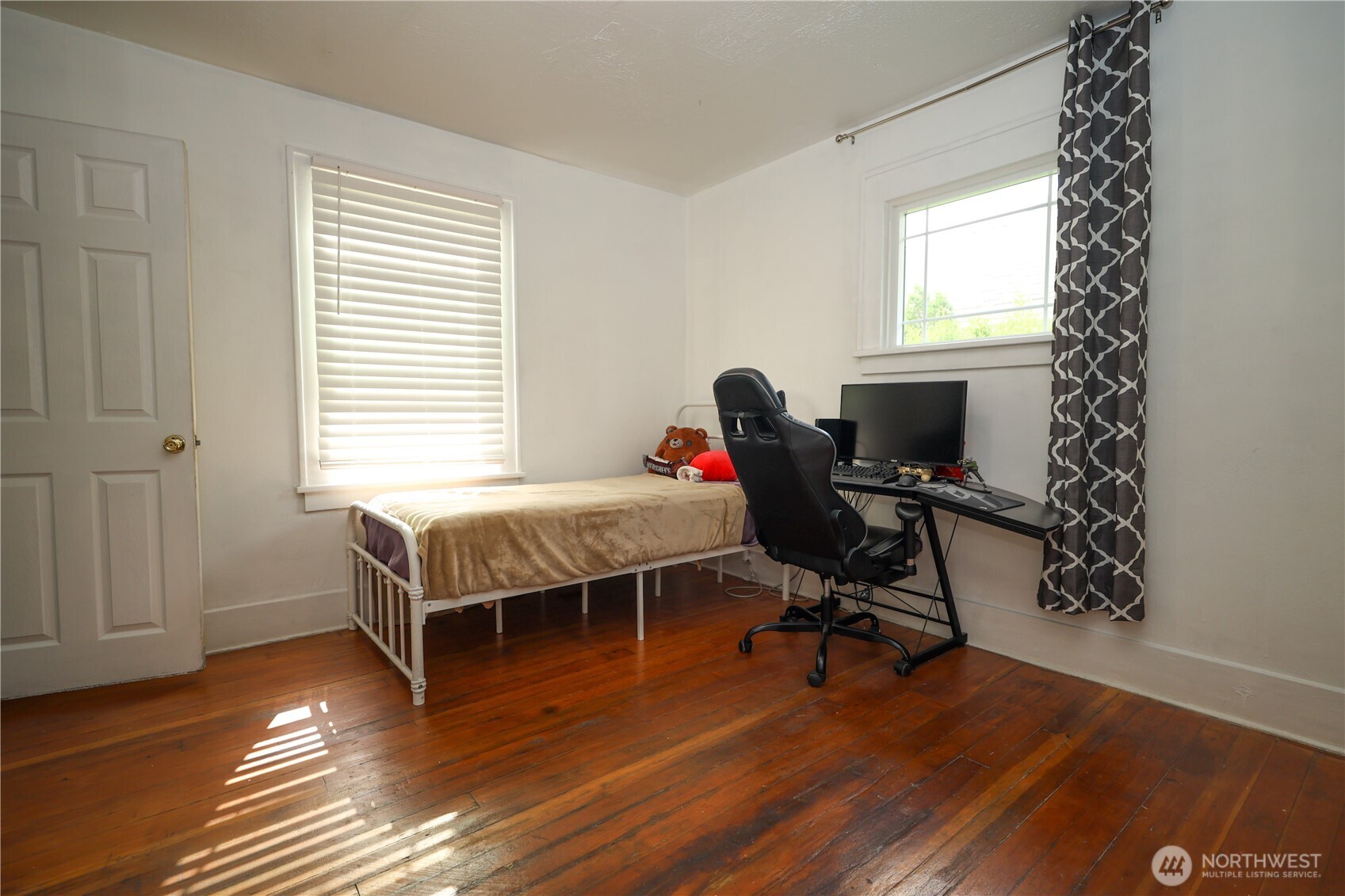 1402 S 56th Street Tacoma WA 98408