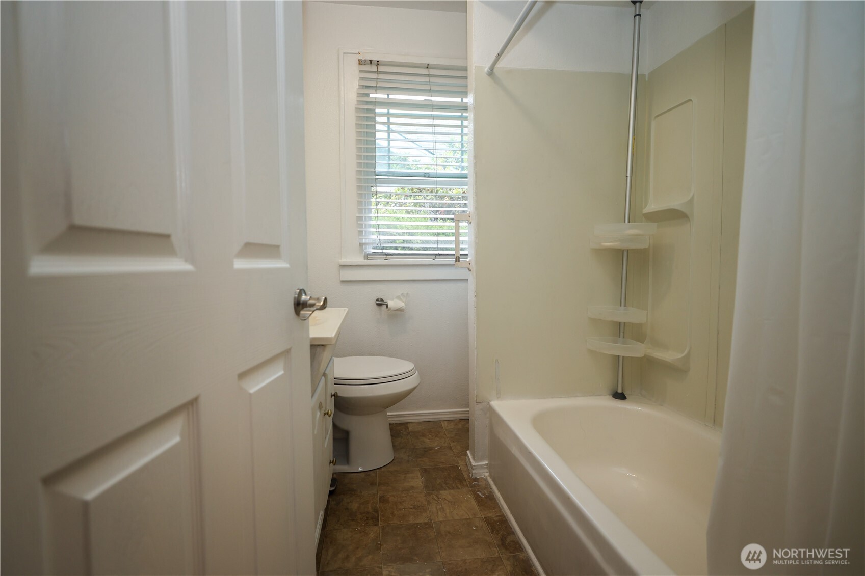 1402 S 56th Street Tacoma WA 98408