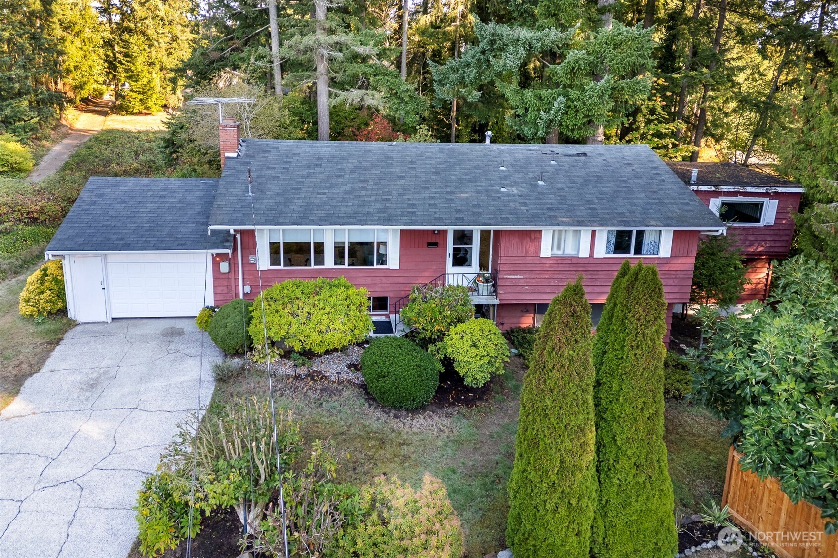 24007 44th Avenue W Mountlake Terrace WA 98043