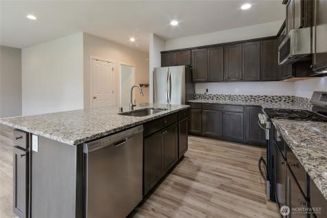 10582 191st Street E Puyallup WA 98374
