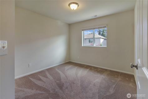10582 191st Street E Puyallup WA 98374