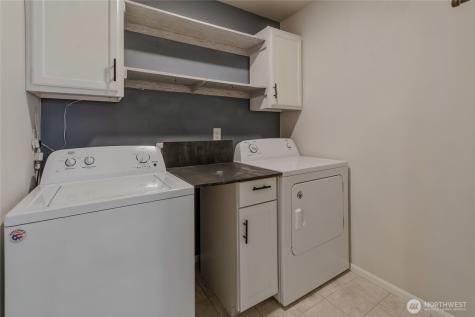 10582 191st Street E Puyallup WA 98374