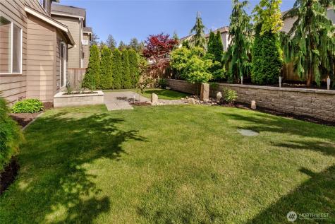 10582 191st Street E Puyallup WA 98374