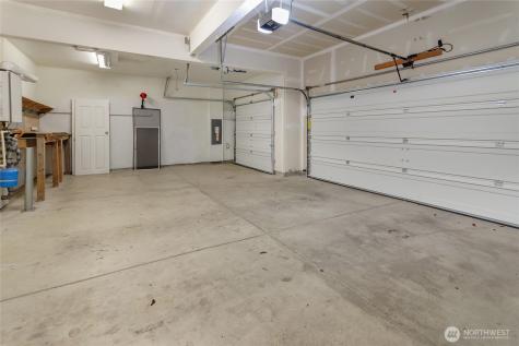 10582 191st Street E Puyallup WA 98374