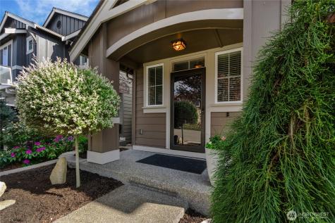 10582 191st Street E Puyallup WA 98374