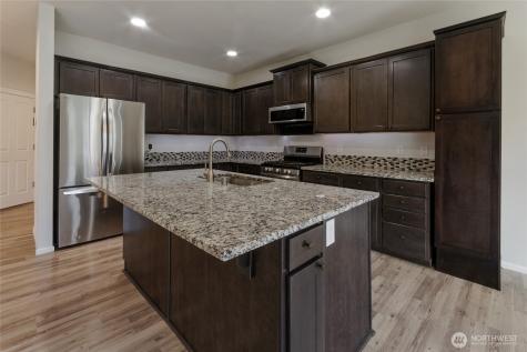 10582 191st Street E Puyallup WA 98374