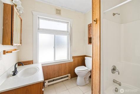 509 W 7th Street Port Angeles WA 98363