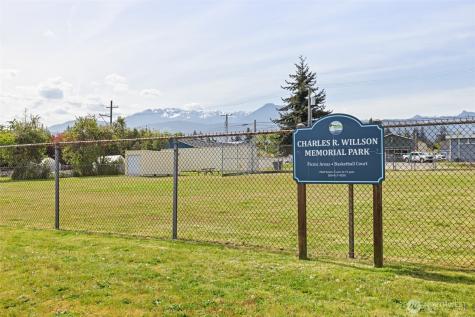 509 W 7th Street Port Angeles WA 98363