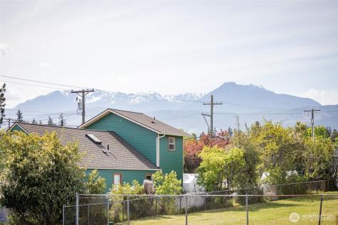 509 W 7th Street Port Angeles WA 98363