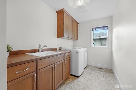 17681 NE 121st Court Redmond WA 98052