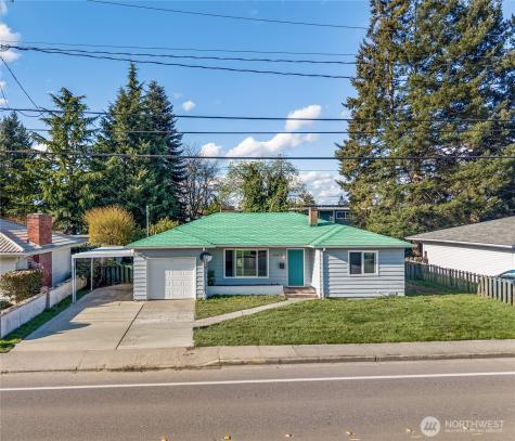 1909 Grove Street Marysville WA 98270