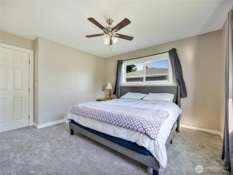 1909 Grove Street Marysville WA 98270
