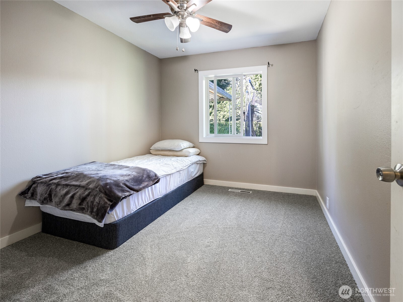 1909 Grove Street Marysville WA 98270